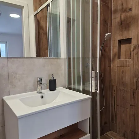 I I Z Lazienkami * Danzica