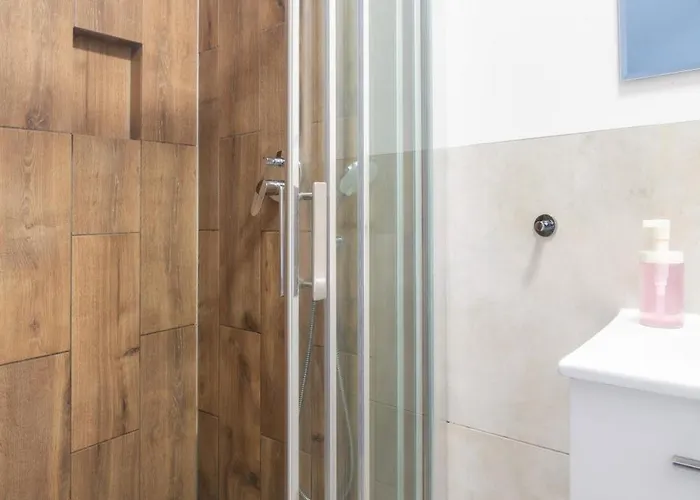 I I Z Lazienkami * Gdańsk