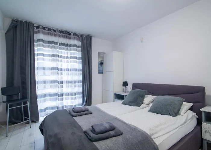 I I Z Lazienkami * Gdańsk