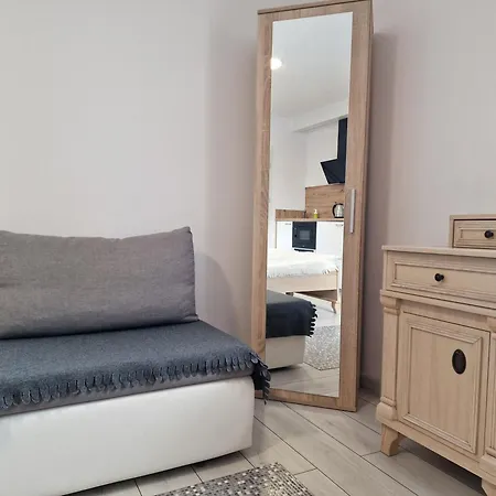 I I Z Lazienkami Апартаменты *